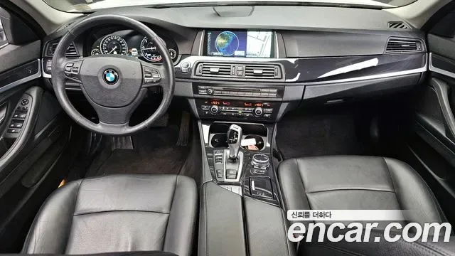 BMW 5-Series F10, 2013 — фото 7