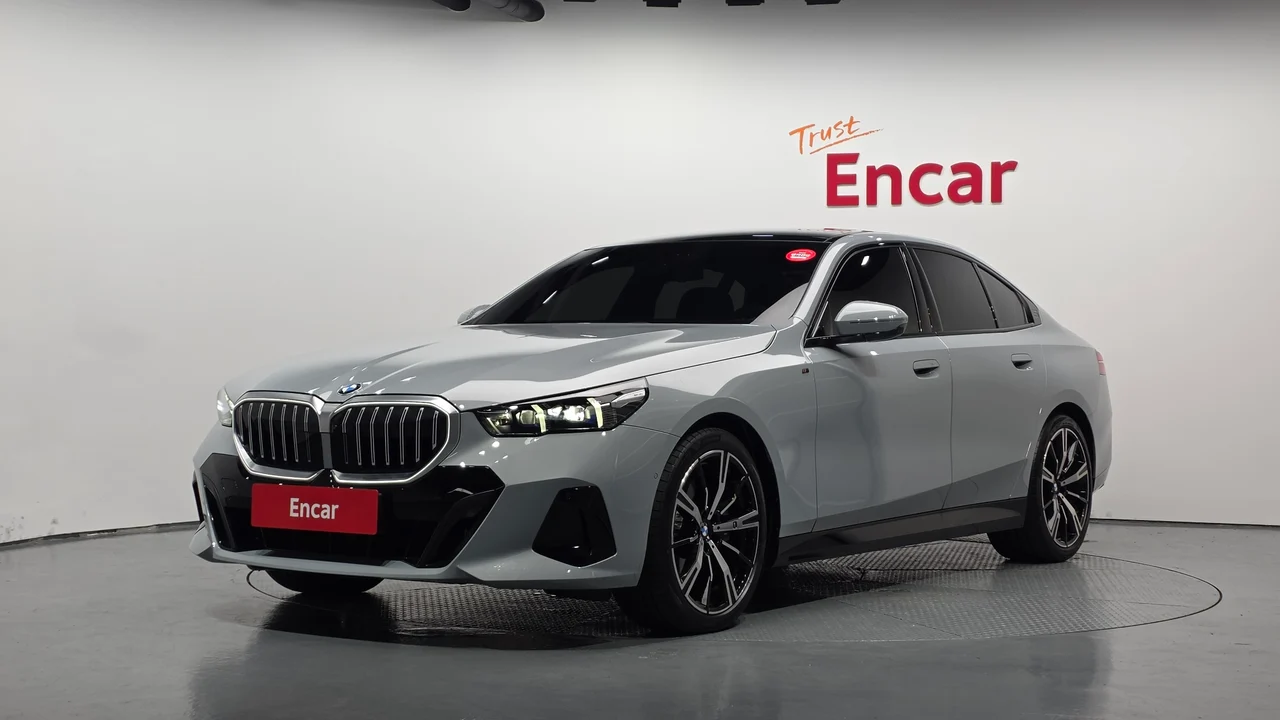BMW 5-Series G60
