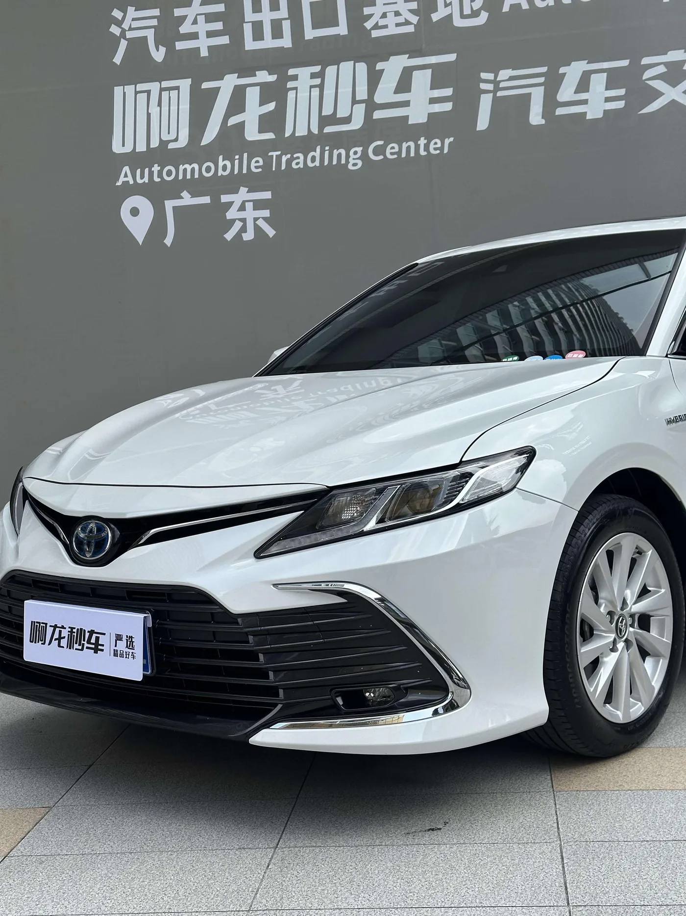 Toyota Camry, 2023 — фото 19