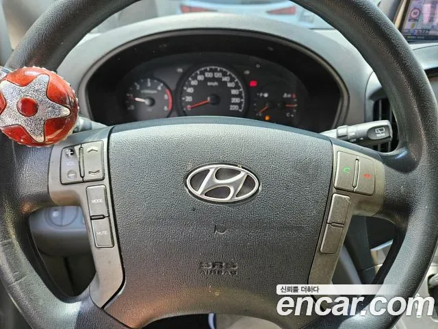 Hyundai Starex Grand Starex, 2012 — фото 15