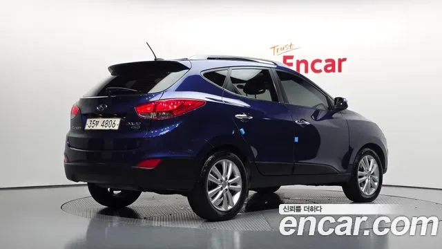 Hyundai Tucson ix, 2010 — фото 2