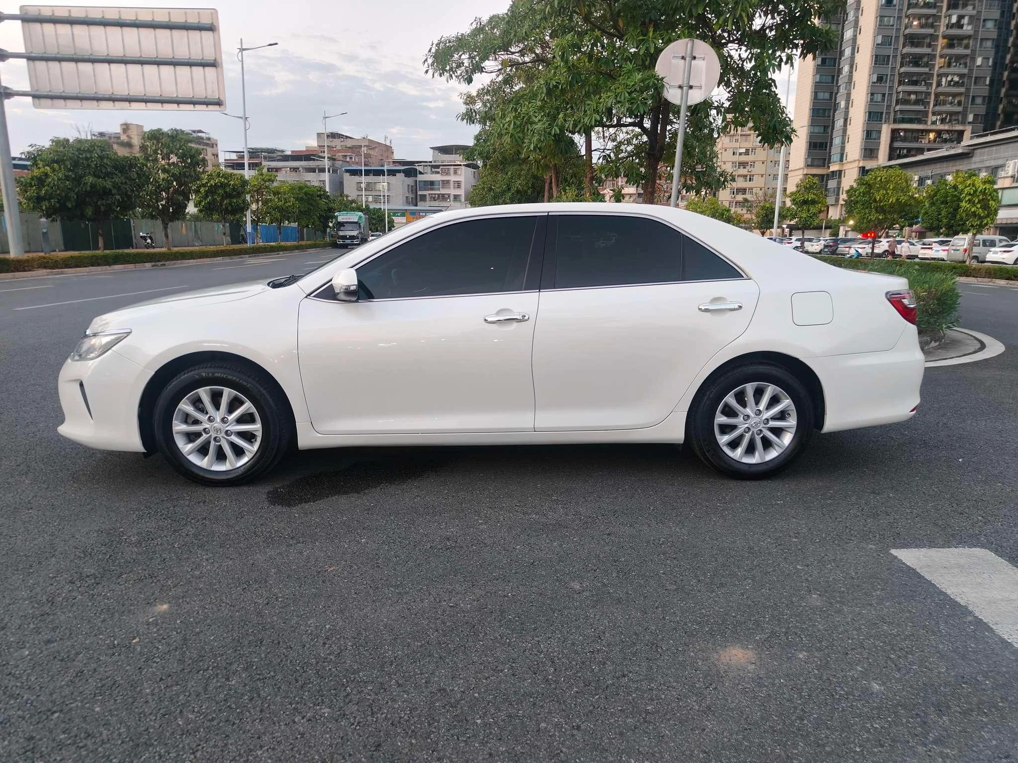 Toyota Camry, 2015 — фото 4