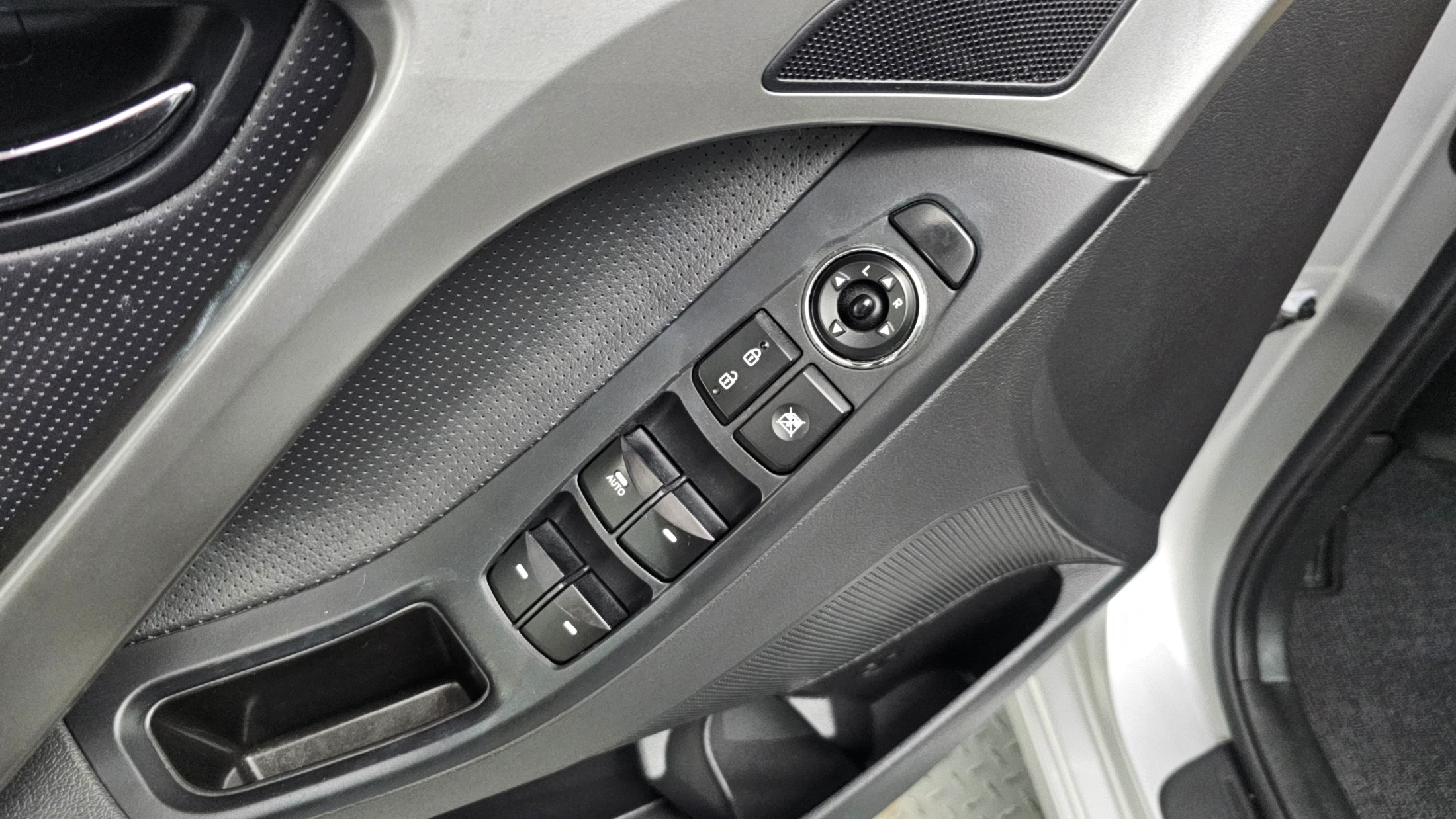 Hyundai Avante MD, 2013 — фото 28