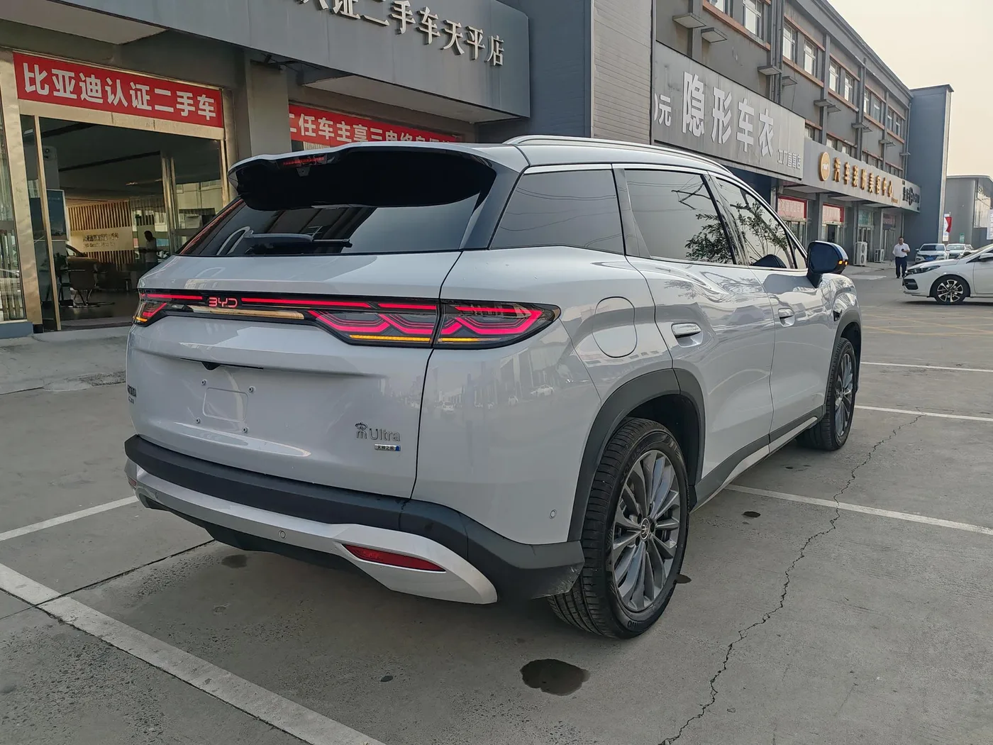 BYD Song Ultra DM, 2026 — фото 3