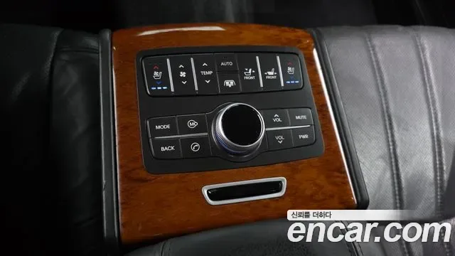 Hyundai Equus, 2012 — фото 18