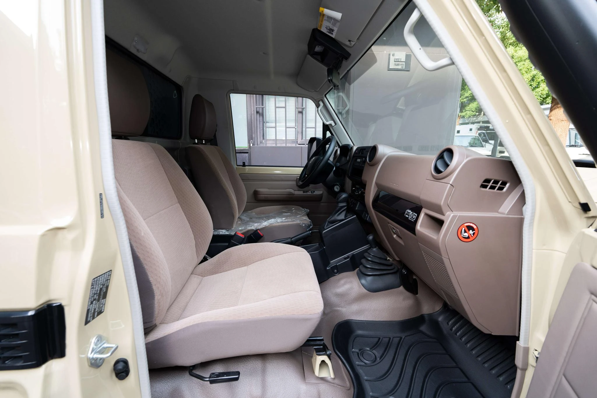 Toyota Land Cruiser 70 Series, 2025 — фото 15