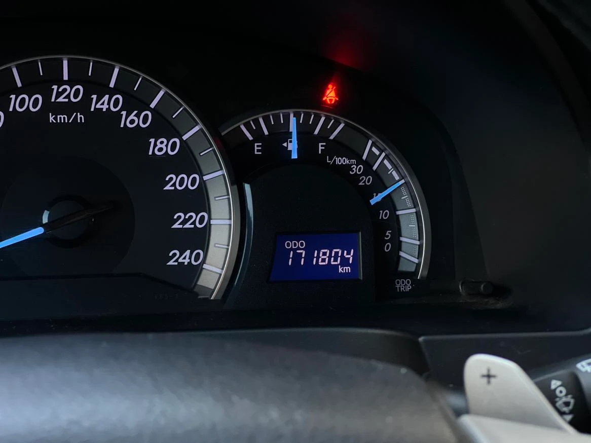 Toyota Camry, 2012 — фото 10