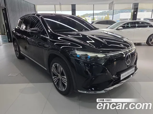 Mercedes-Benz Eqs SUV X296, 2026 — фото 18