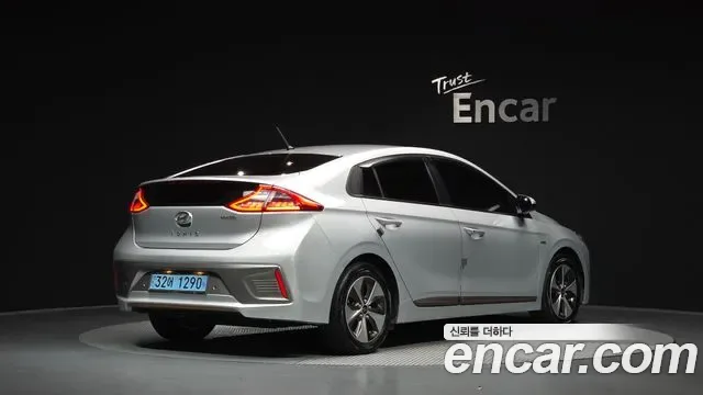 Hyundai Ioniq Ionic Electric, 2017 — фото 2