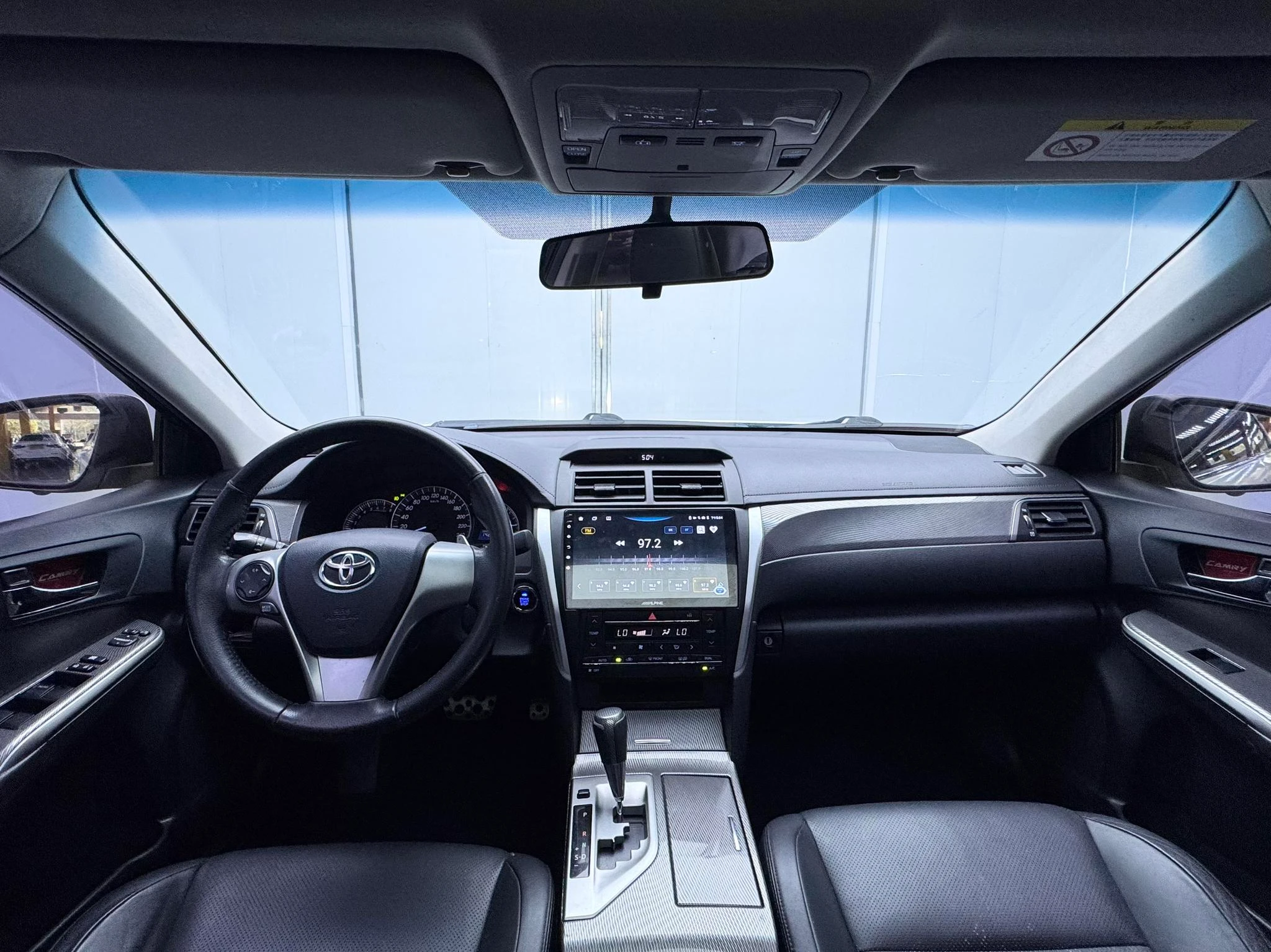Toyota Camry, 2015 — фото 9