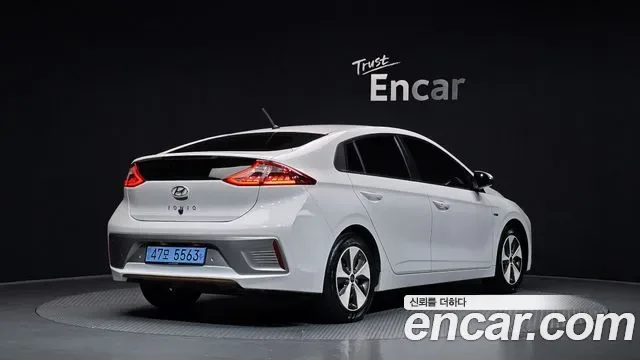 Hyundai Ioniq Ionic Electric, 2017 — фото 2