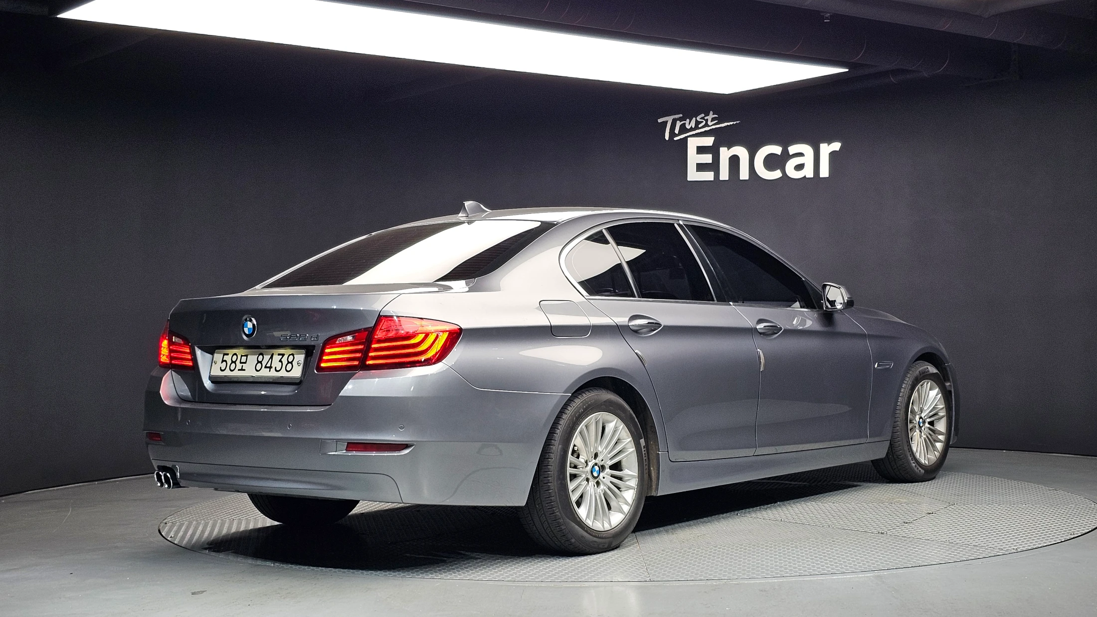 BMW 5-Series F10, 2014 — фото 2