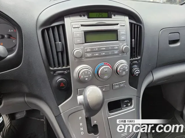 Hyundai Starex Grand Starex, 2012 — фото 11