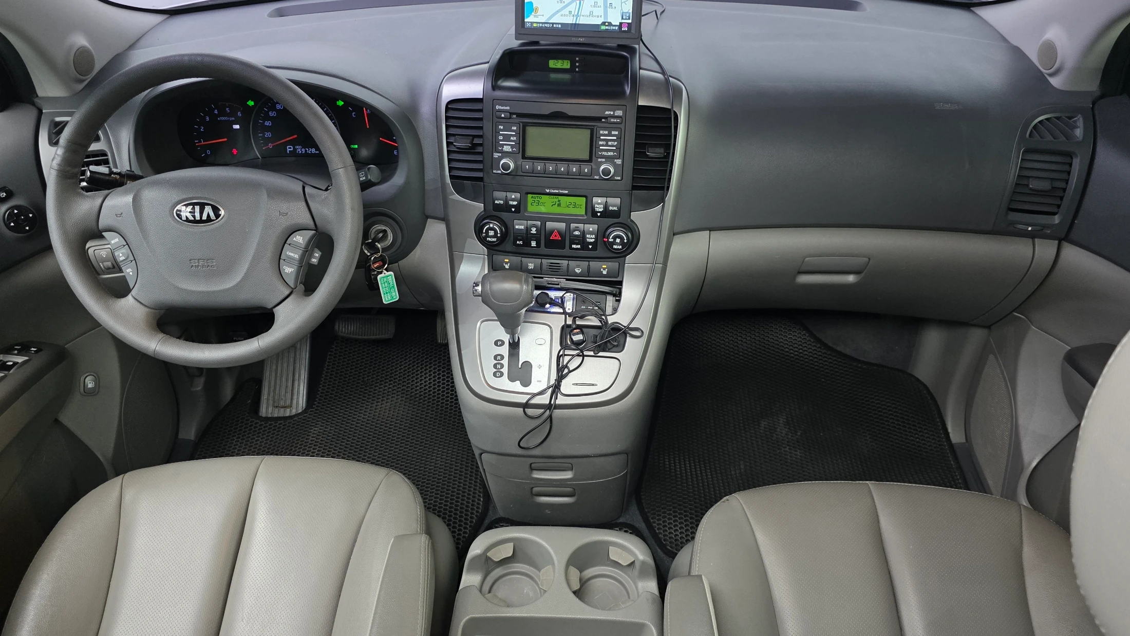 Kia Canival Carnival R, 2013 — фото 4