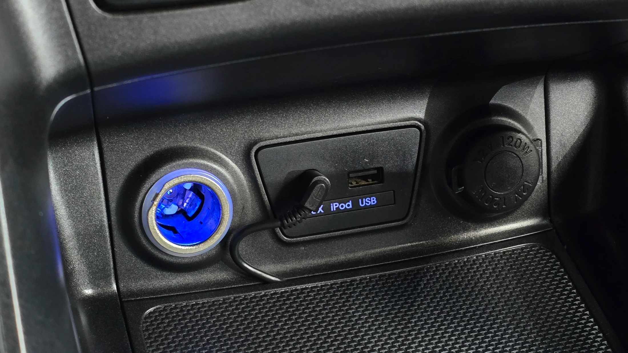 Hyundai Tucson ix, 2014 — фото 18
