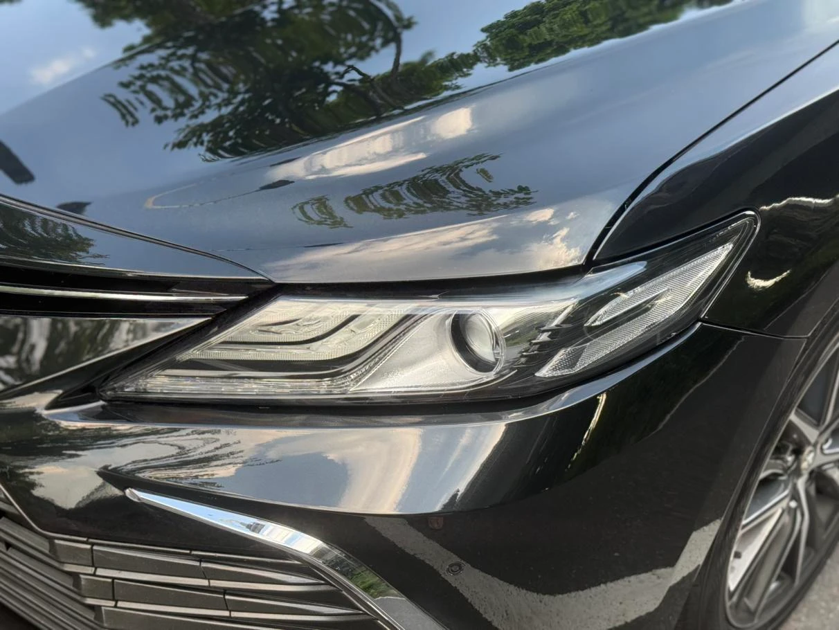 Toyota Camry, 2023 — фото 4