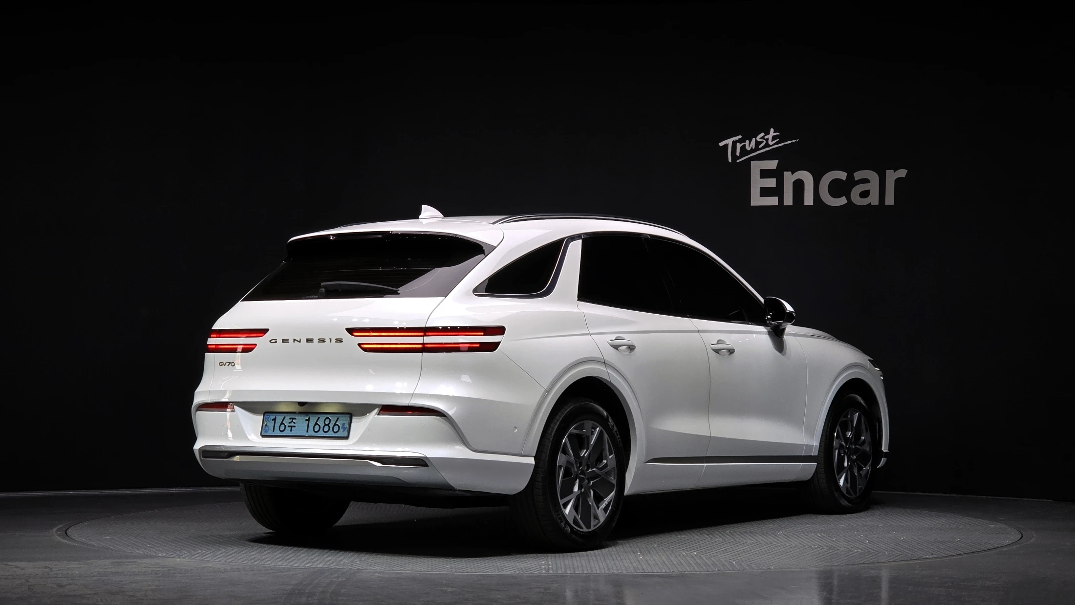 Genesis Gv70 Electric Fide GV70, 2022 — фото 2