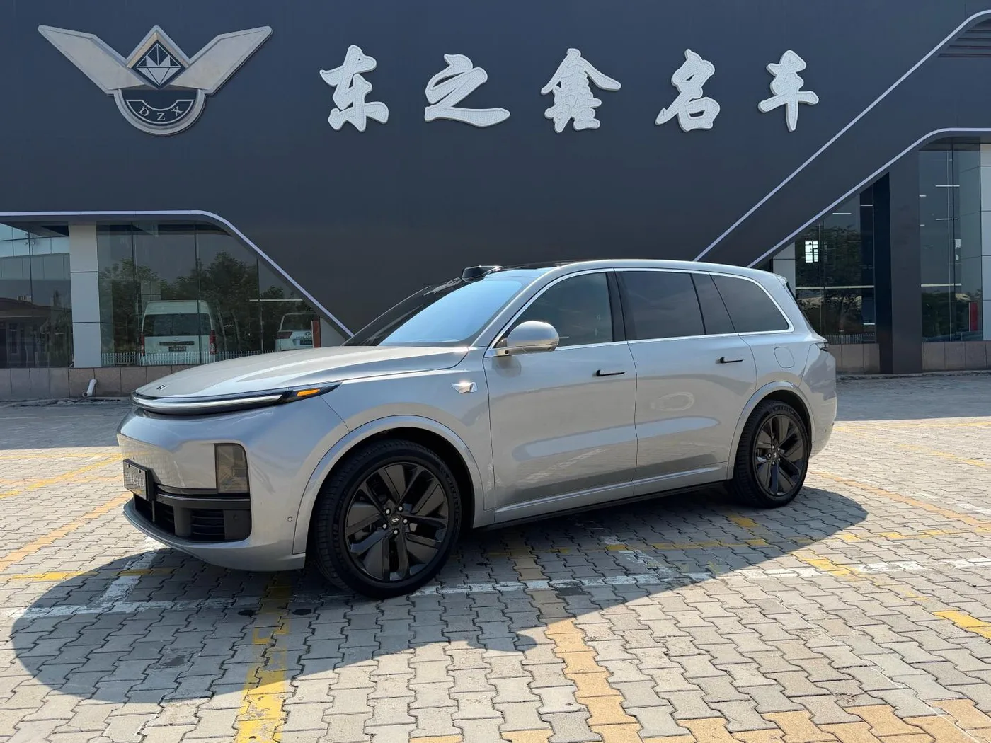 Li Auto Ideal L9