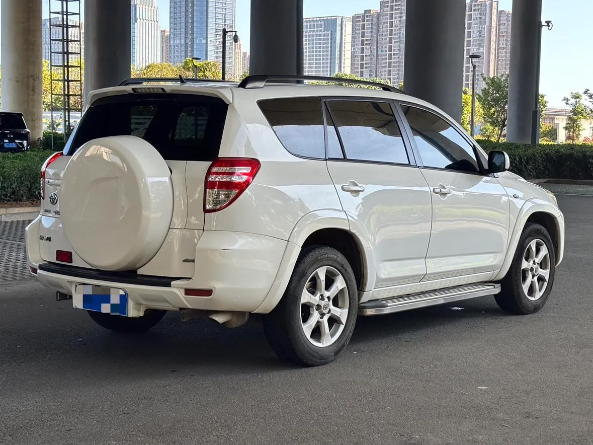 Toyota RAV4 Rongfang, 2011 — фото 10