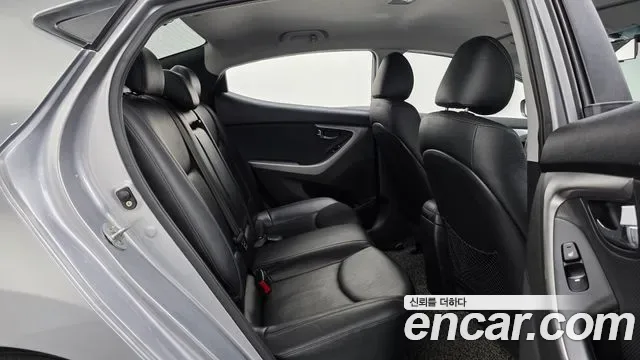 Hyundai Avante MD, 2013 — фото 11