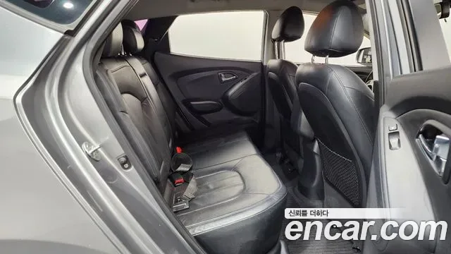 Hyundai Tucson ix, 2011 — фото 12