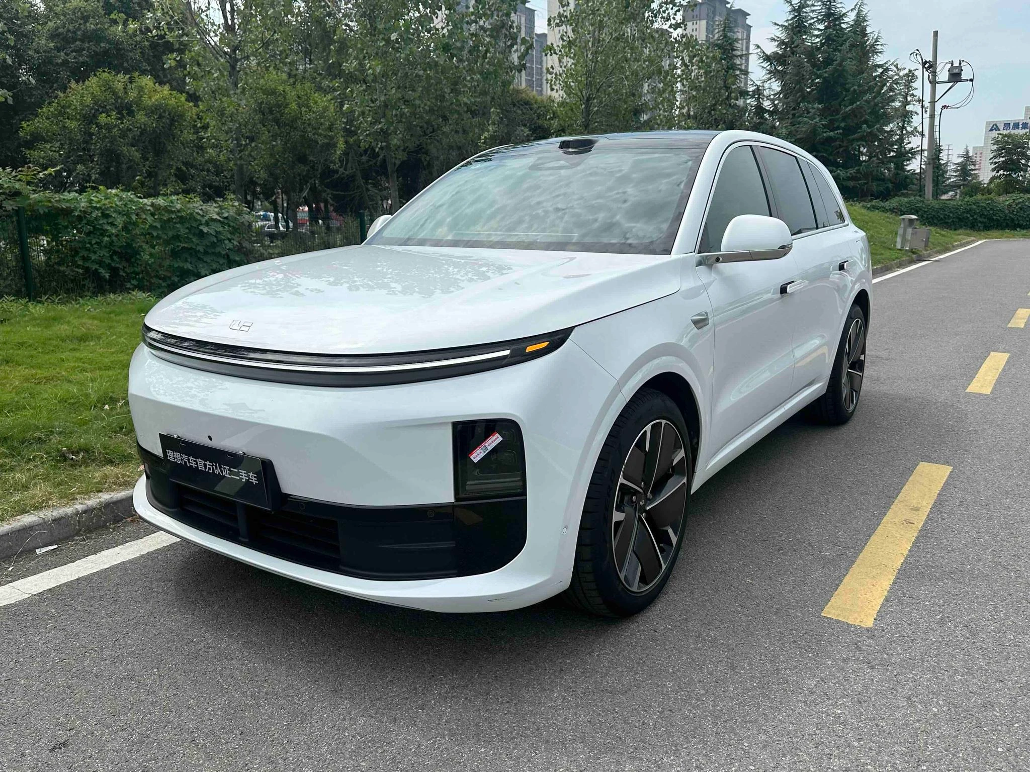 Li Auto Ideal L6