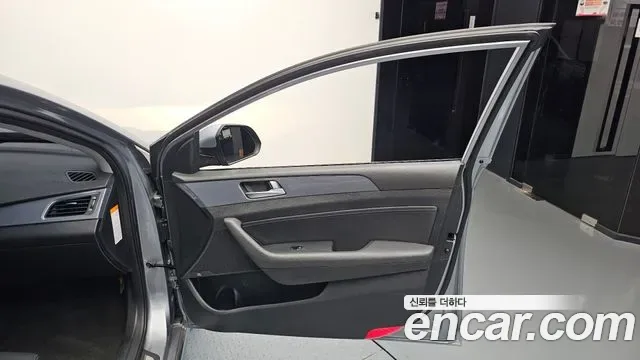 Hyundai Sonata LF Sonata Hybrid, 2016 — фото 24