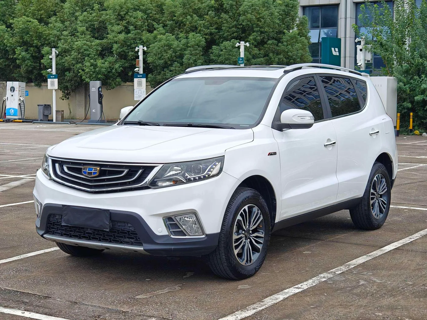 Geely Vision X6