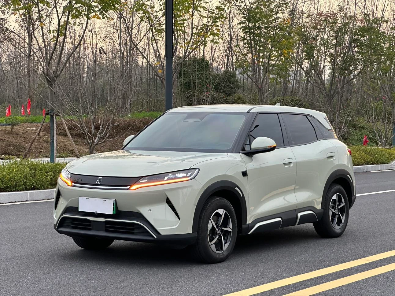 BYD Yuan UP