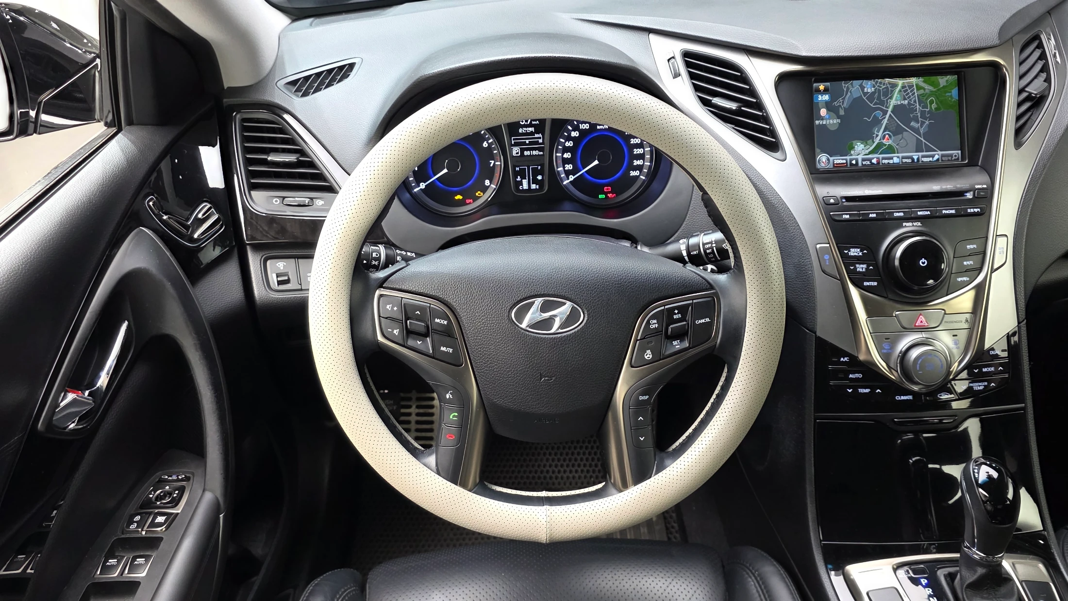 Hyundai Grandeur HG, 2012 — фото 13