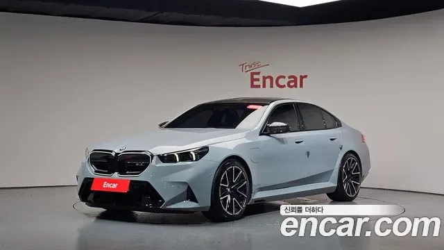 BMW M5 G90
