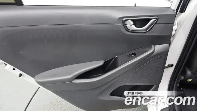 Hyundai Ioniq Ionic Electric, 2017 — фото 25