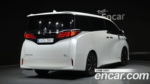 Toyota Alphard Alpad, 2025 — фото 2