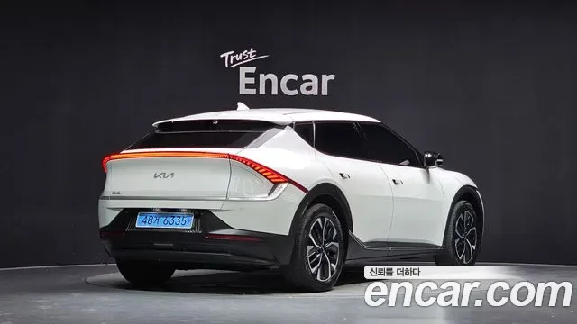 Kia Ev6, 2022 — фото 2