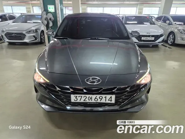 Hyundai Avante CN7