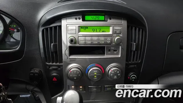Hyundai Starex Grand Starex, 2010 — фото 16