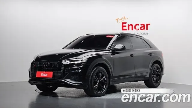 Audi Q8 4M