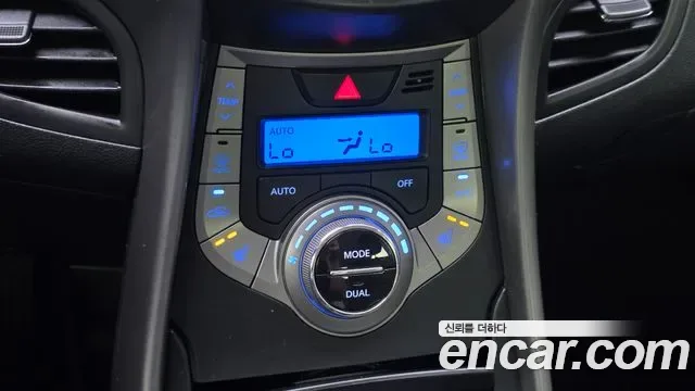 Hyundai Avante MD, 2012 — фото 17