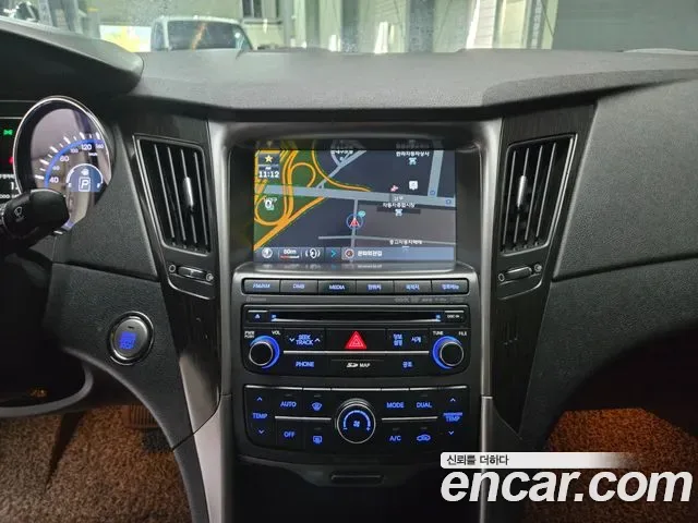 Hyundai Sonata, 2012 — фото 10