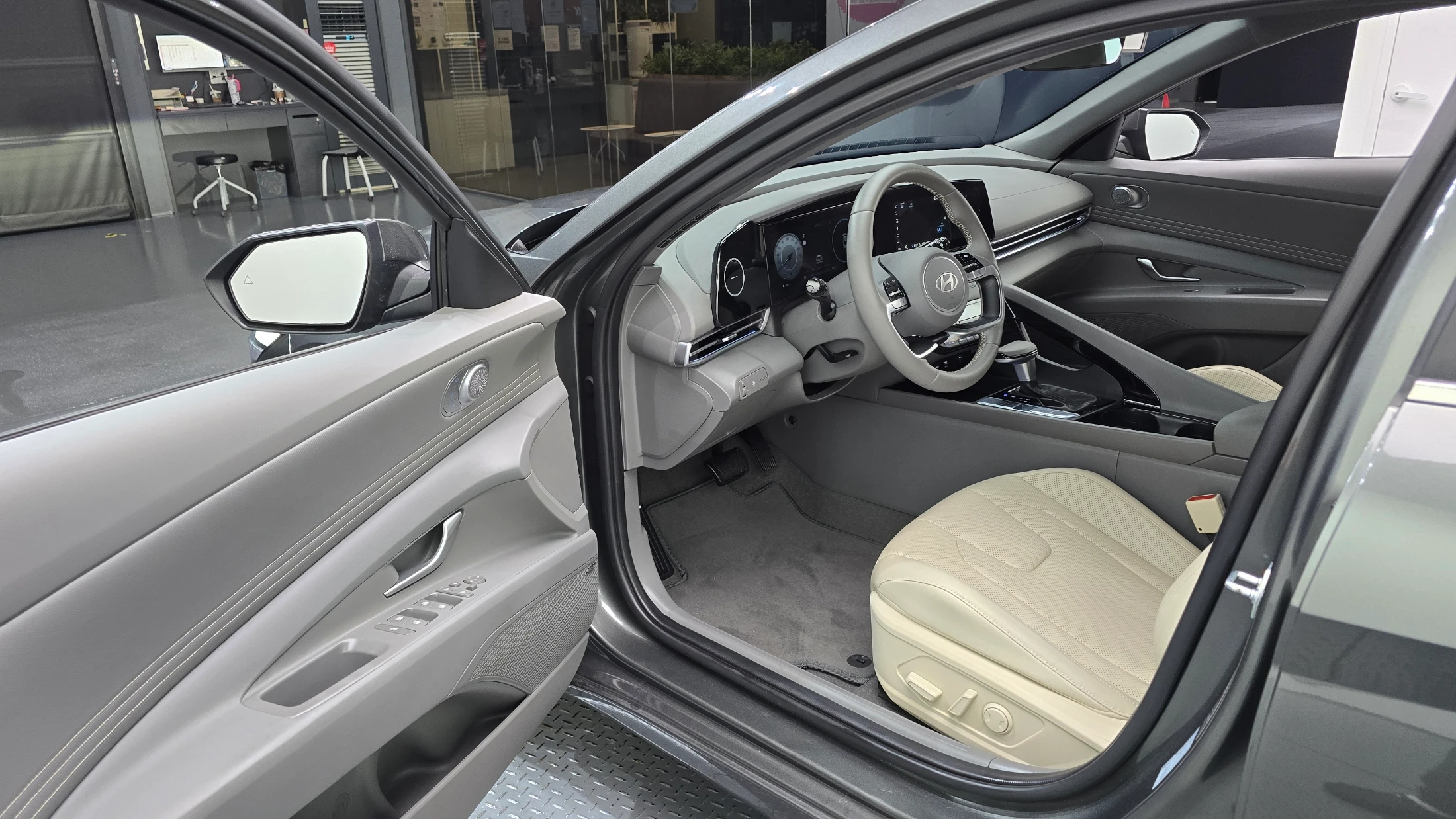 Hyundai Avante CN7, 2024 — фото 10