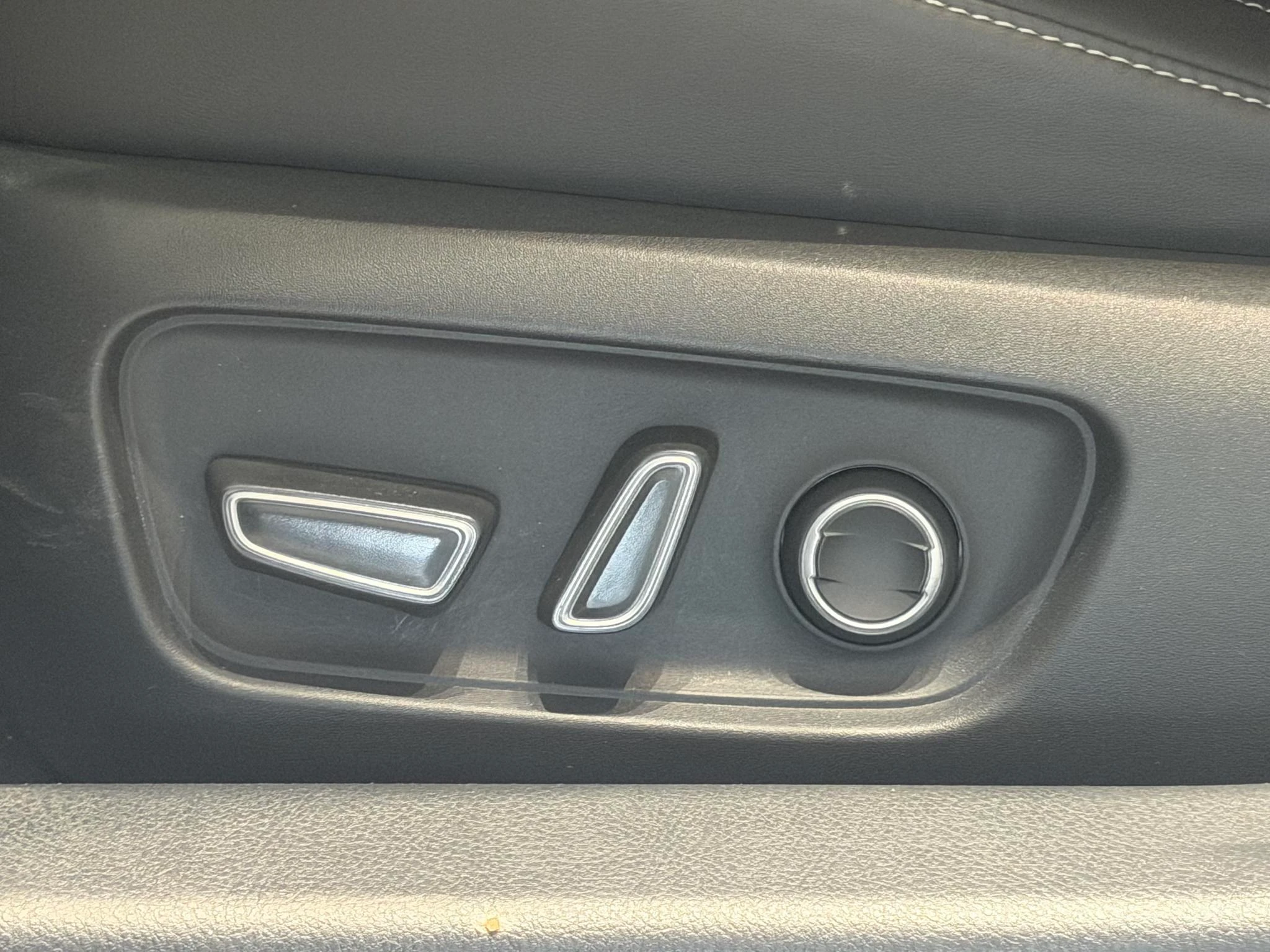 Toyota Camry, 2024 — фото 15