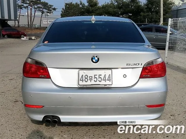 BMW 5-Series E60, 2003 — фото 3