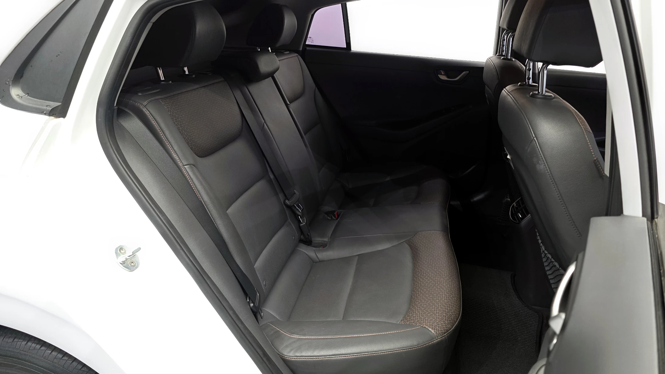 Hyundai Ioniq Ionic Electric, 2018 — фото 11