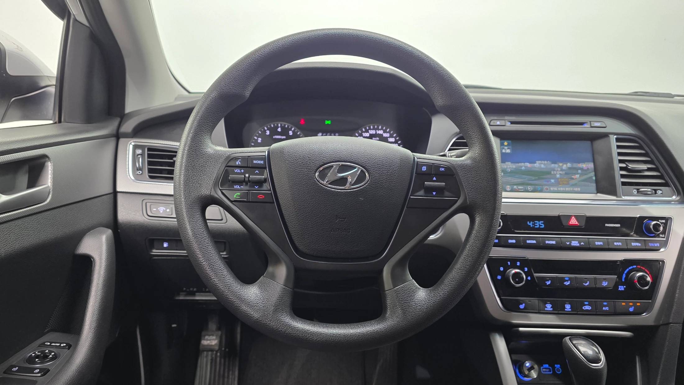 Hyundai Sonata LF Sonata, 2014 — фото 13