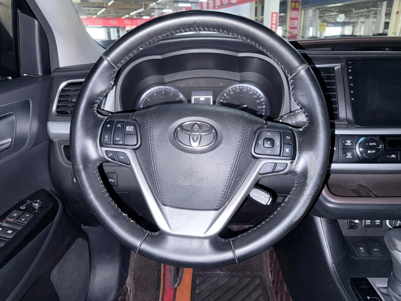 Toyota Highlander, 2018 — фото 14