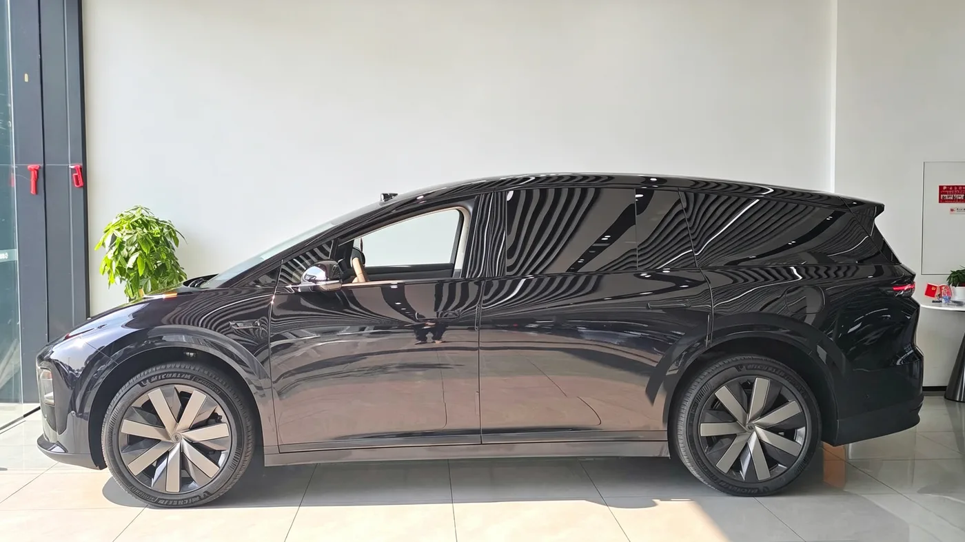 Li Auto ideal i8, 2025 — фото 18