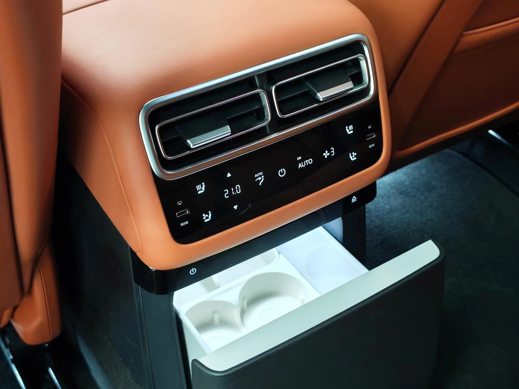 Li Auto Ideal L6, 2024 — фото 15