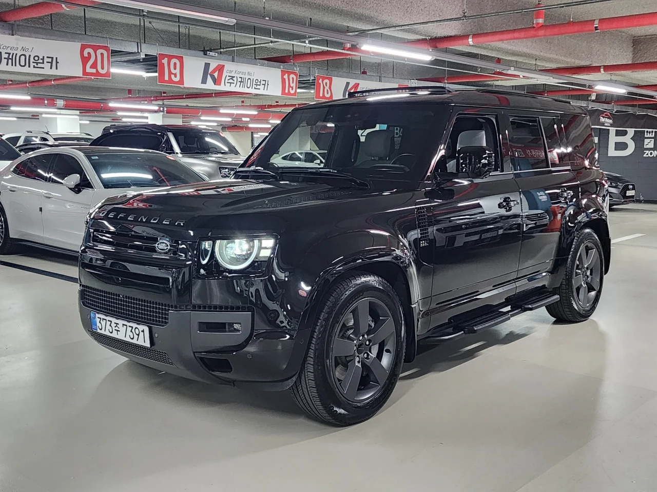Land Rover Defender L663