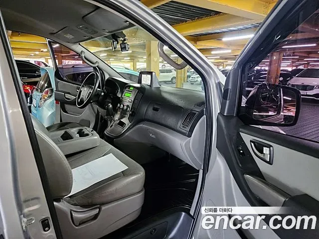 Hyundai Starex Grand Starex, 2012 — фото 15