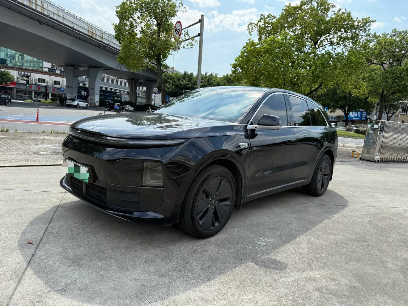Li Auto Ideal L6
